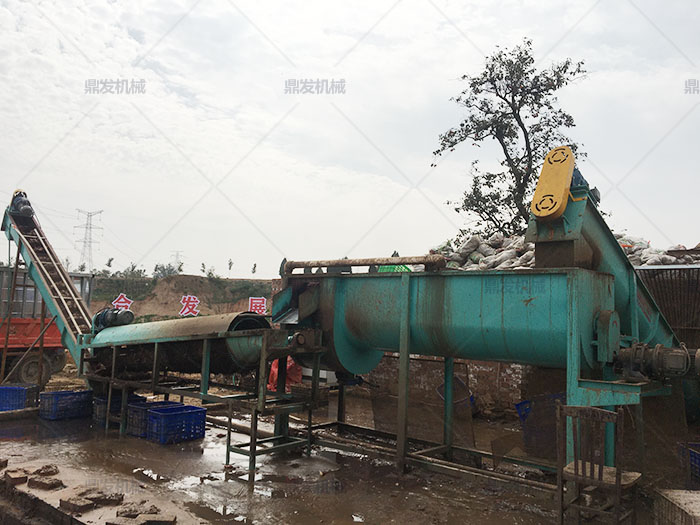 1684833898260620.jpg 2鼠籠清洗機(jī).jpg